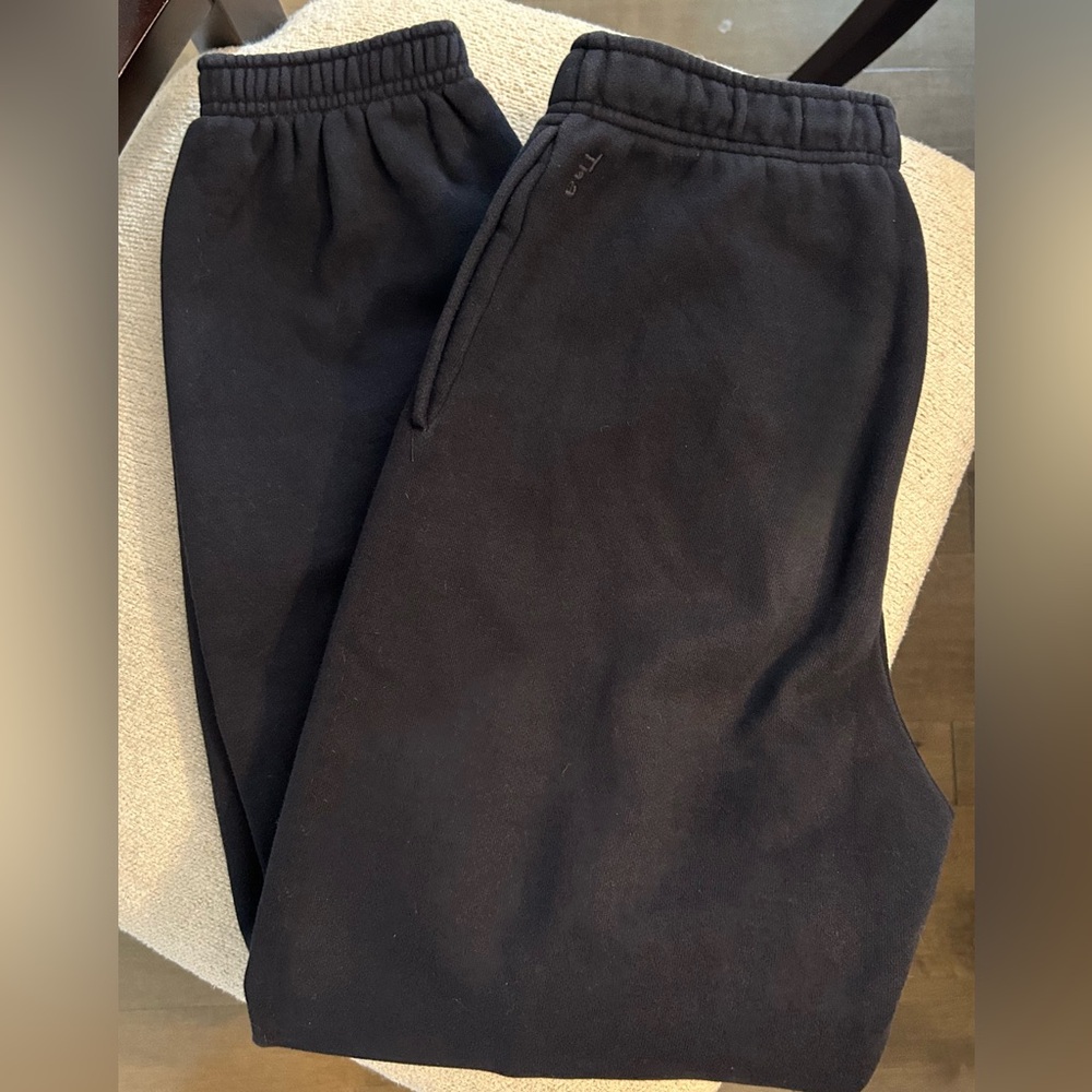 Aritzia TNA Cozy Mega Fleece Women’s sweatpants joggers